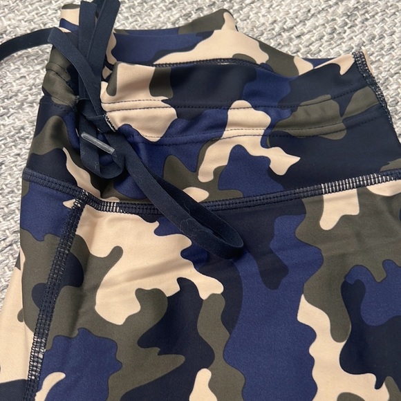 The Upside leggings! The very best!! - Picture 2 of 4